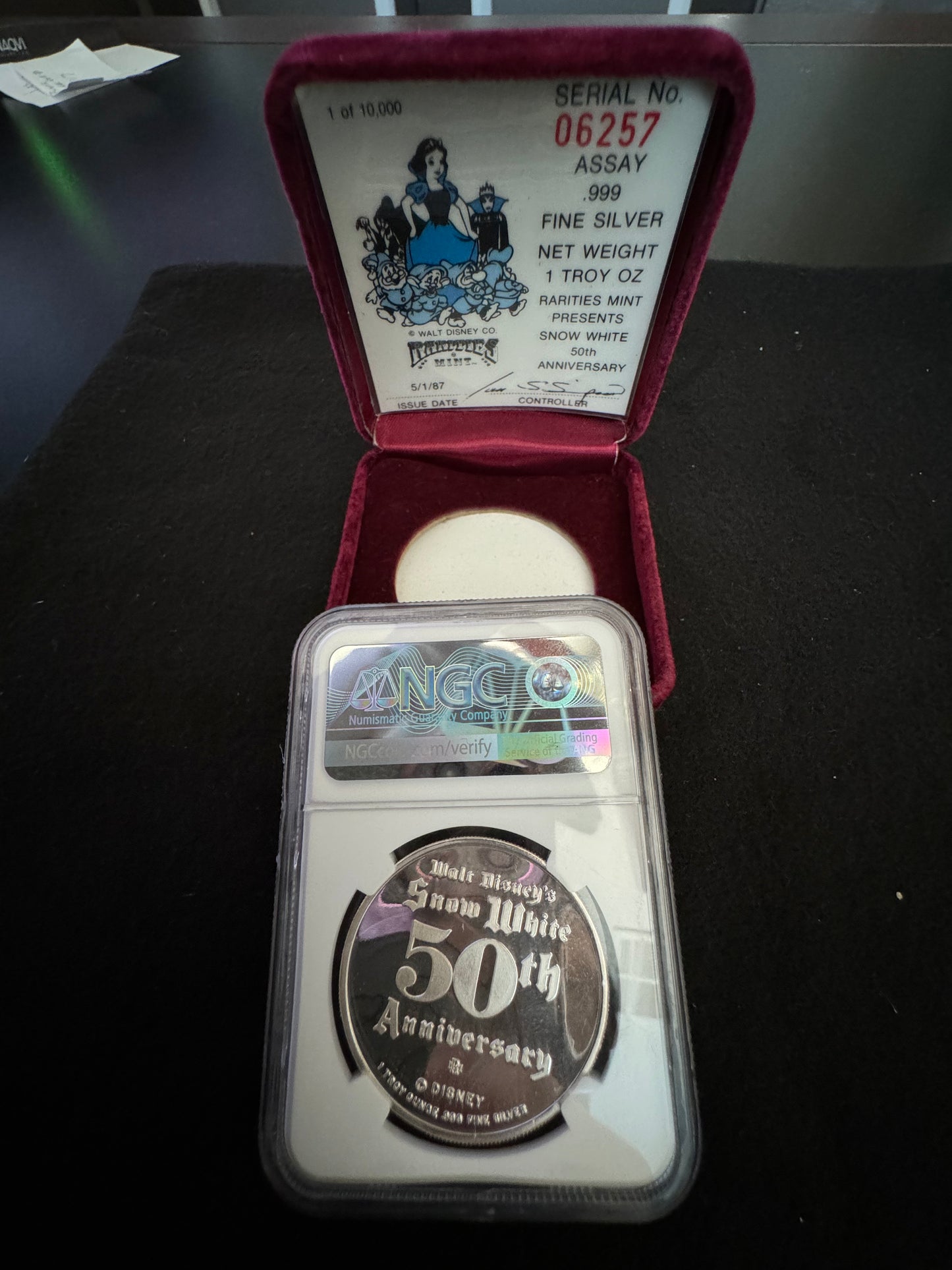 1987 Disney Snow White 50th Anniversary 1 oz .999 Silver Coin