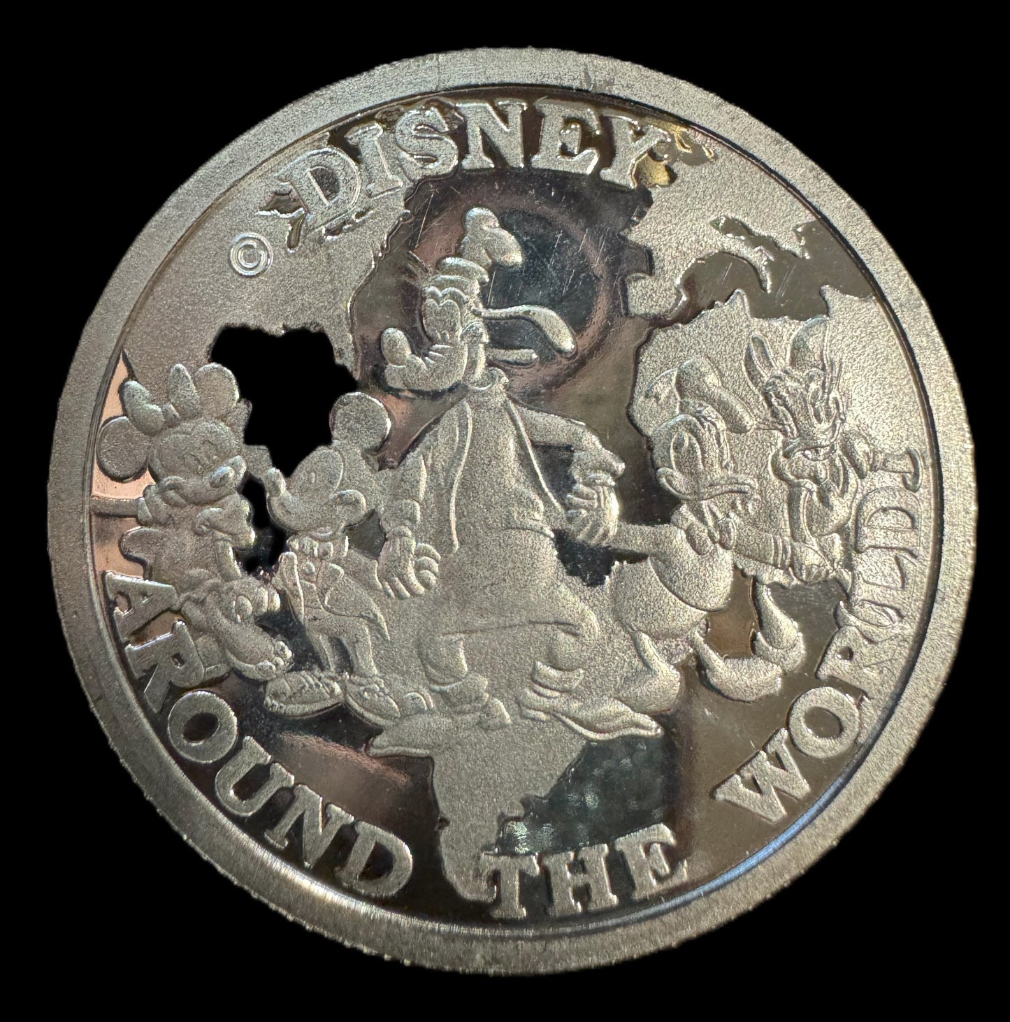 1988 Disney Around the World "Donald & Daisy" 1 oz .999 Silver Coin