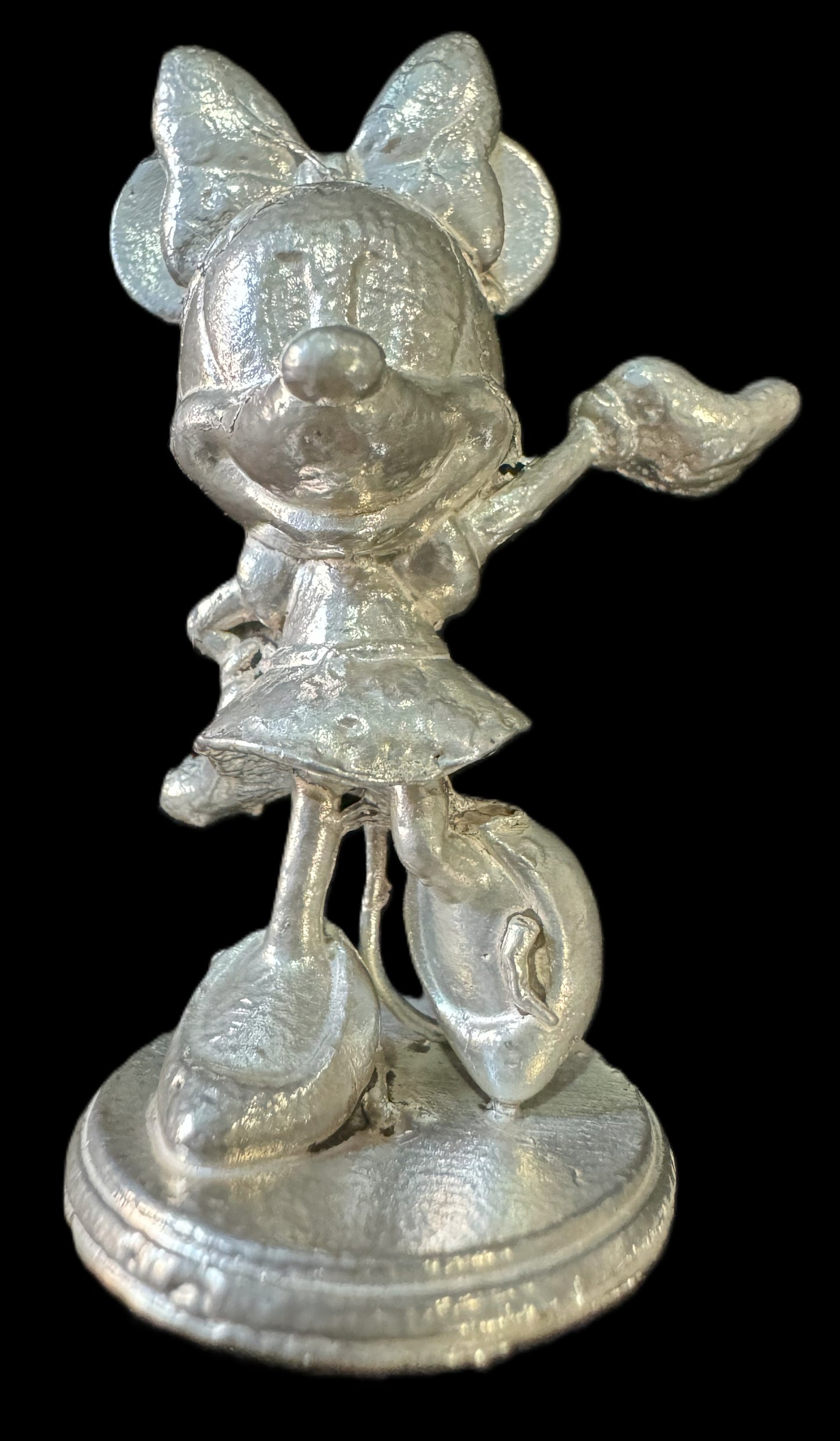 2024 Disney Mini Mouse 2.29 oz 99.9 Silver Statue