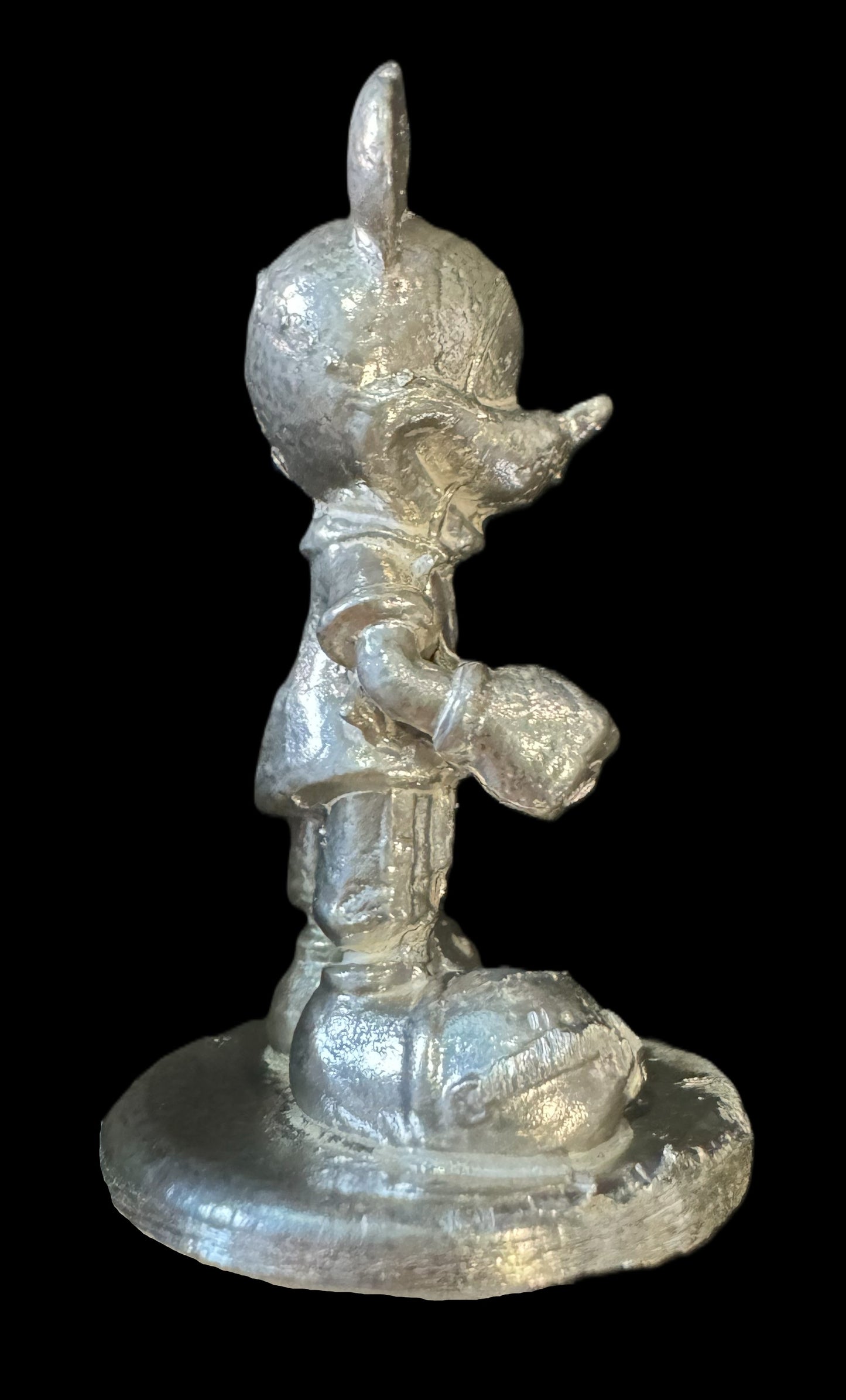 2024 Disney Mickey Mouse 2.36 oz 99.9 Silver Statue