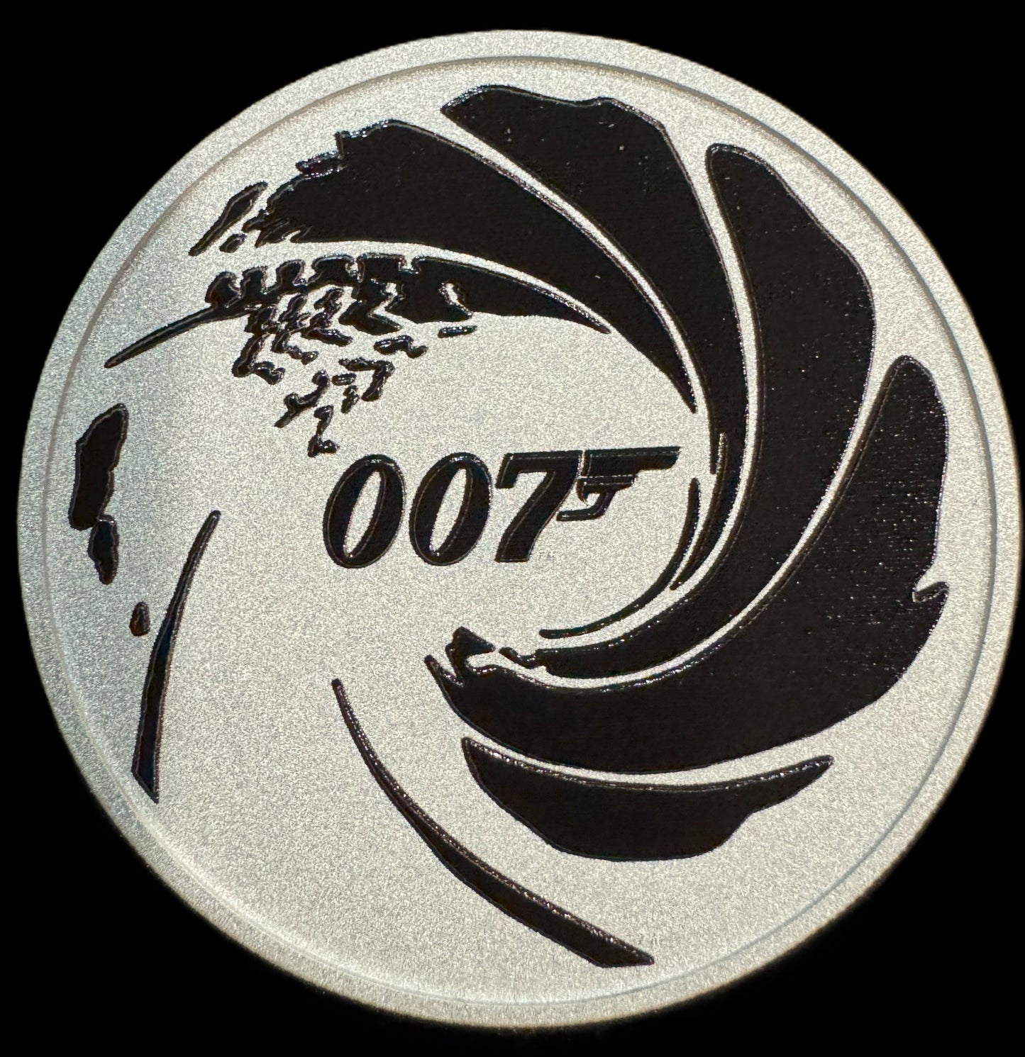 2022 James Bond Series 007 1 oz .999 Silver Coin