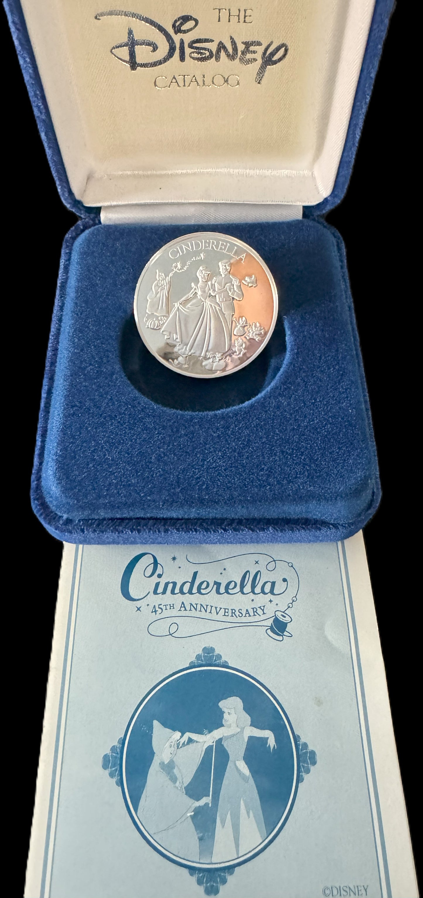 1995 Disney Cinderella 45th Anniversary 1 oz .999 Silver Coin