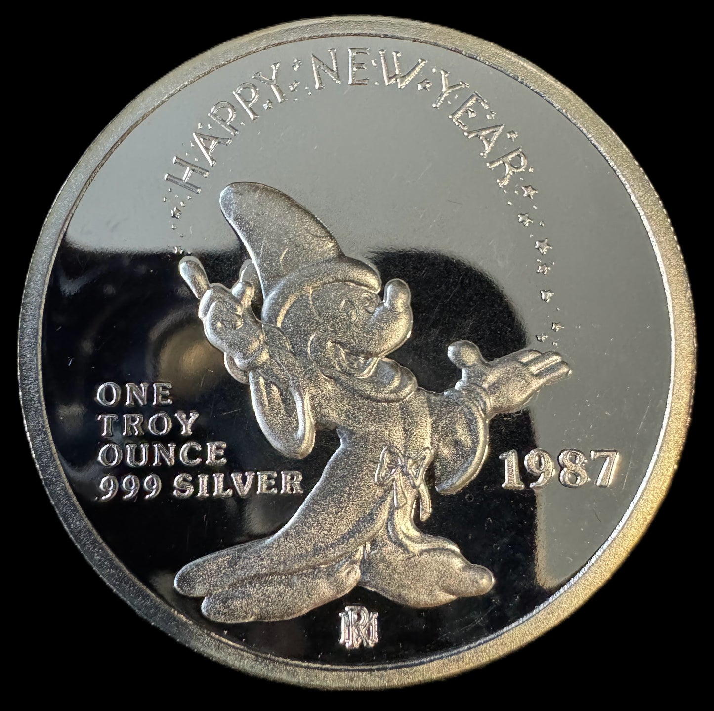 1986 Disney “Mickey’s Holiday Treasures” 1 oz .999 Silver Coin