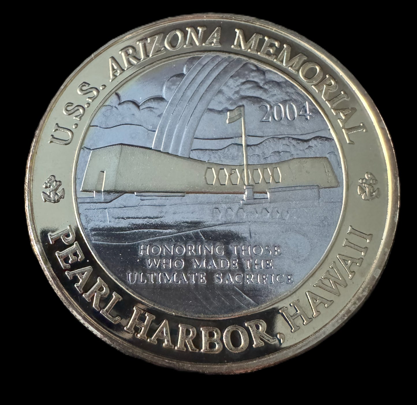 2004 Remember Pearl Harbor USS Arizona 1 oz .999 Silver Coin w24K Gold Relief