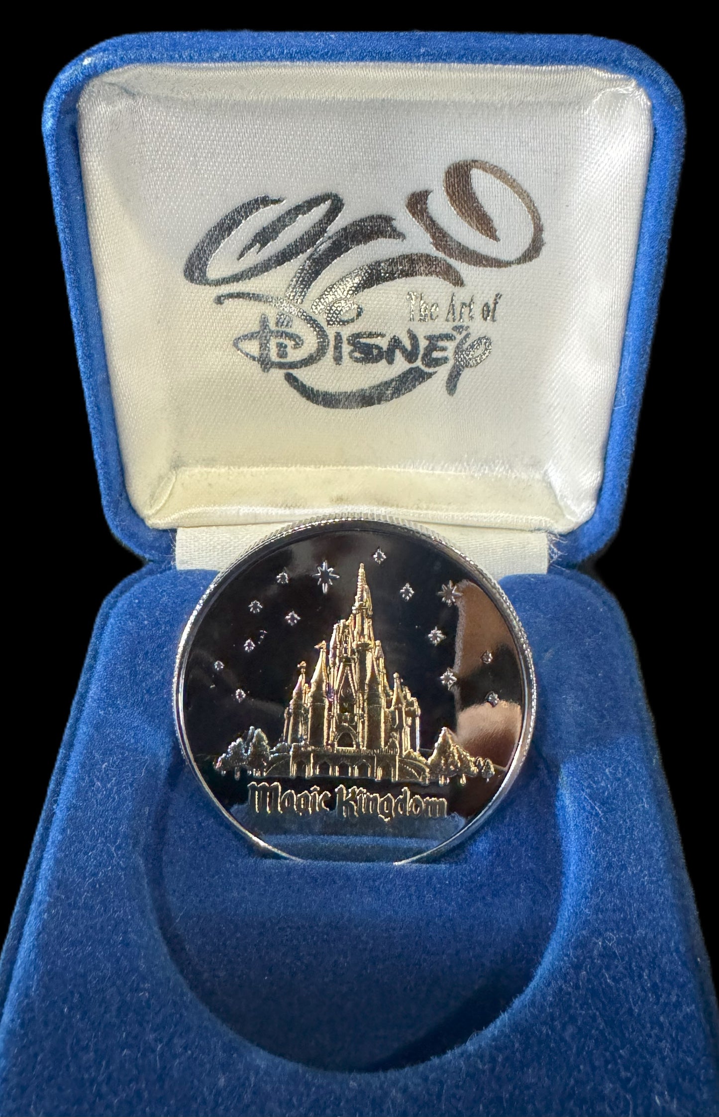 2005 Disney Magic Kingdom 1 oz .999 Silver Coin w/24K Gold Relief