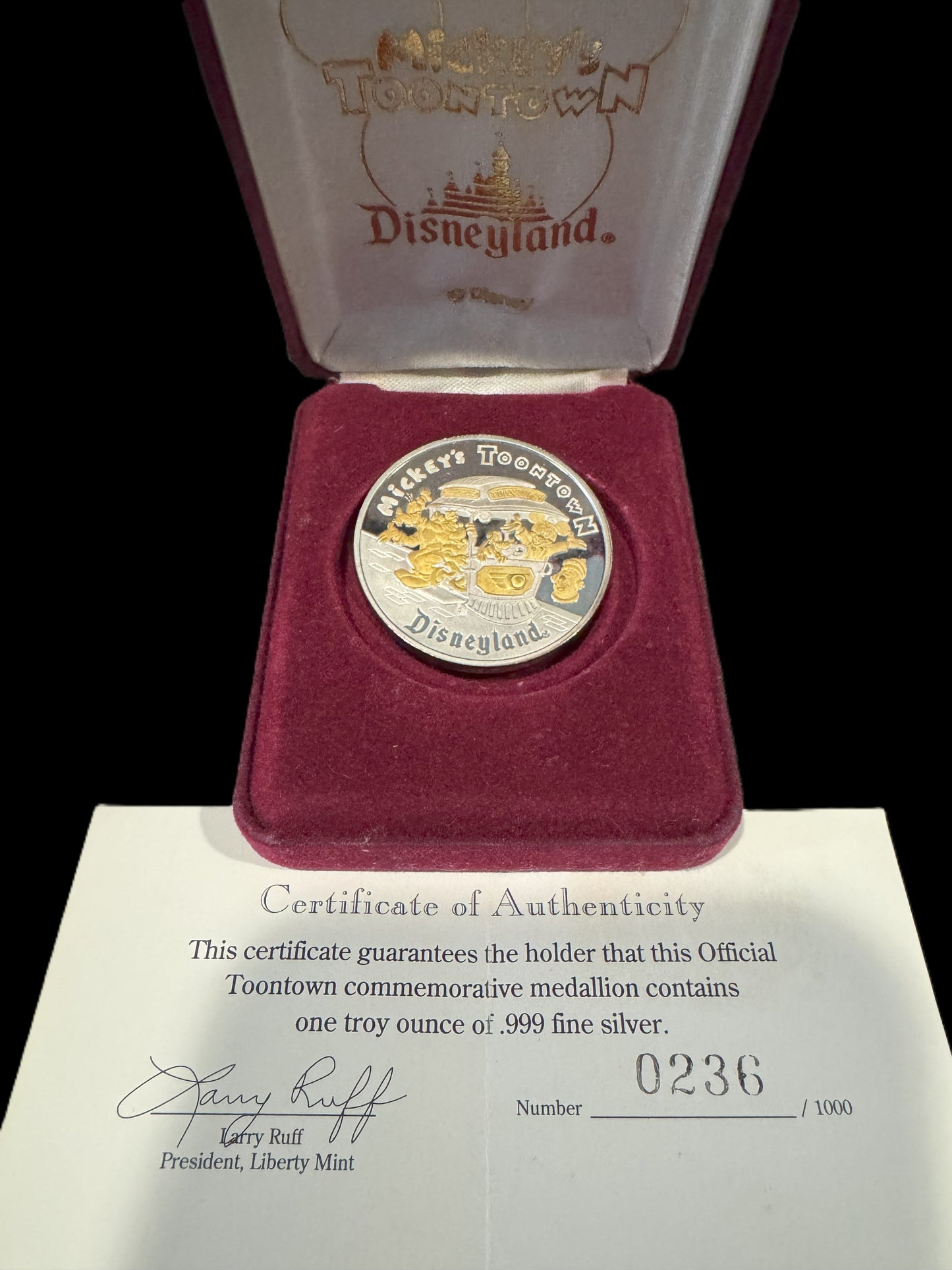 1993 Disney Mickey’s Toontown 1 oz .999 Silver Coin w/24k Gold Relief