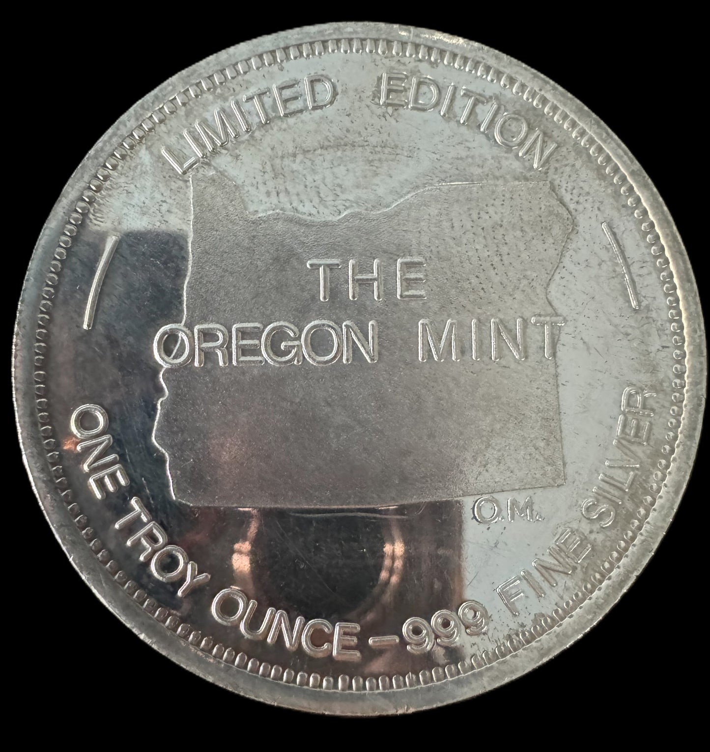 1907-1979 A Great American John Wayne 1 oz .999 Silver Coin